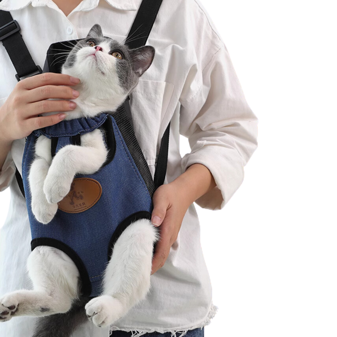 Whisker City Carriers  Meow Soft-Sided Carrier - Cat < Fred Studio Photo