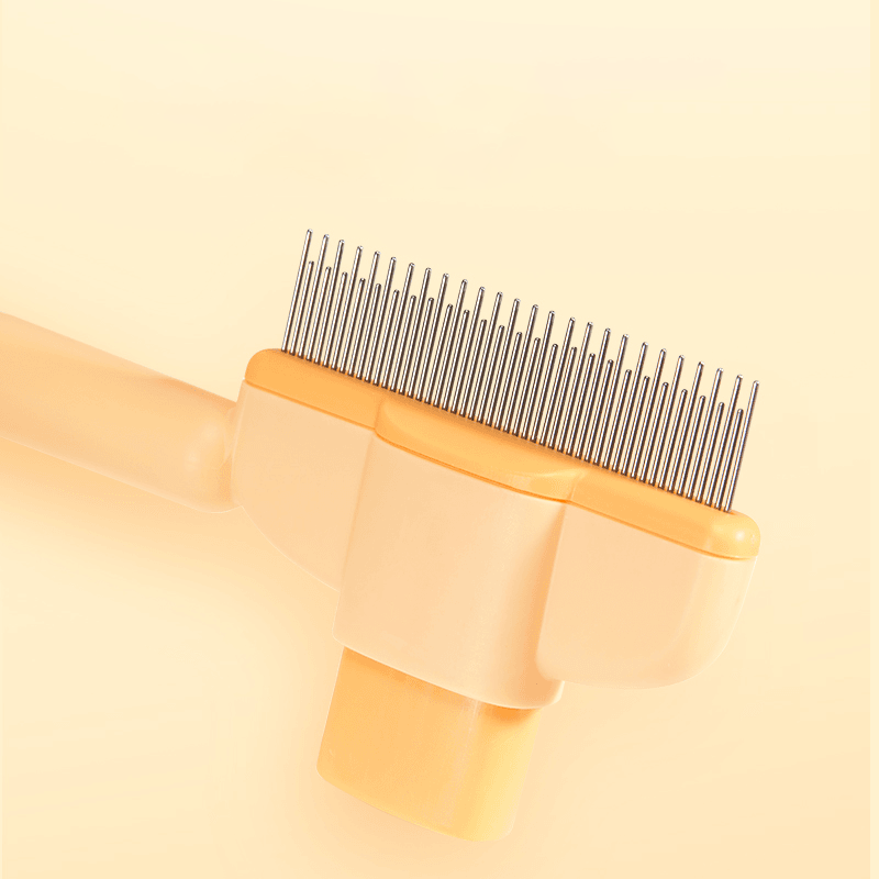 One-Click Detangling Brush